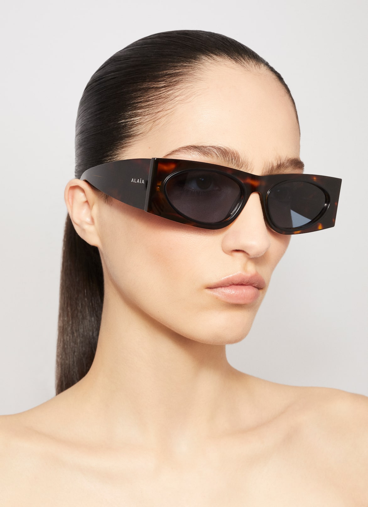 CAT EYE SUNGLASSES ALAÏA BROWN CAT EYE SUNGLASSES